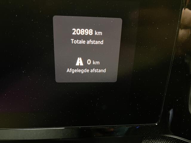 Skoda Kodiaq 1.5 TSI PHEV Selection / AUTOMAAT/ GARANTIE TM 01-2028/ TREKHAAK/ PARK.SENSOR.V+A/ CAMERA/ STUUR+STOELVERWARM.V+A/ MEMORY SEAT/ DODEHOEK/ ACC/ ELEK.ACHTERKLEP/ SMARTLINK/ HEAD-UP/ RIJ-MODI/ NAVI/ DAB/ 18'' LMV