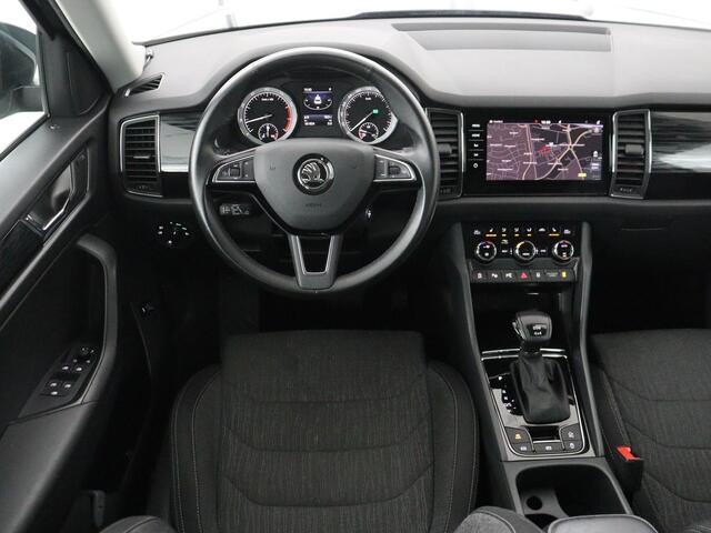 Skoda Kodiaq 2.0 TSI 4x4 Style | Trekhaak | Stoelverwarming | 360 Camera | Adaptive cruise | Carplay | Canton Sound | Navigatie | Park Assist | Sfeerverlichting | Full LED | Memory | Achterbankverwarming