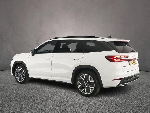 Skoda Kodiaq Sportline Business 7p 1.5 eTSI 150pk DSG Automaat Trekhaak, 3e zitrij, Panoramadak, Adaptive cruise control, LED matrix koplampen, Achteruitrijcamera