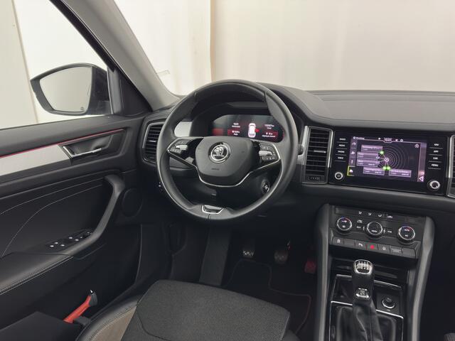 Skoda Kodiaq 1.5 TSI Business Edition (INCL.BTW) *LEATHER-FABRIC | FULL-LED | DIGI-COCKPIT | CAMERA | KEYLESS | DAB+ | NAVI-FULLMAP | SPORT-SEATS | PRIVACY-GLASS | ECC | PDC | CRUISE | 20''ALU | TOWBAR*