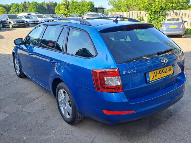 Skoda OCTAVIA Combi 1.0 TSI DSG Greentech Ambition Business/Navigatie