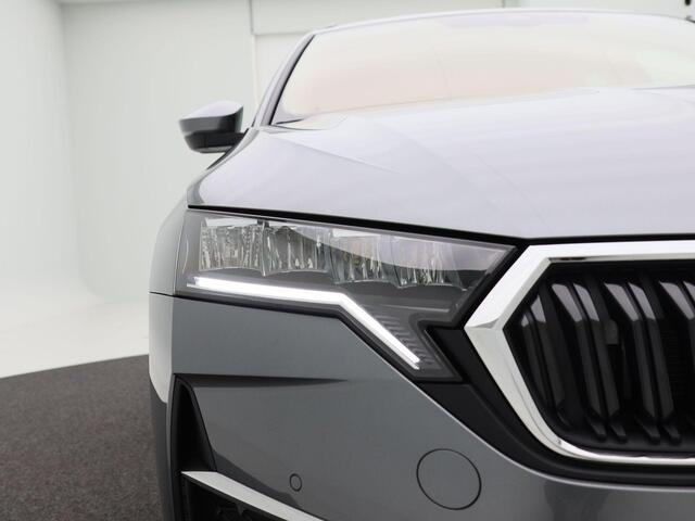 Skoda OCTAVIA Combi Business Edition Plus 1.5 TSI 115 PK | Automaat | Trekhaak | Stoelverwarming | Adaptive cruise control | Navigatie
