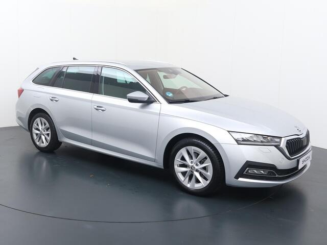 Skoda OCTAVIA Combi 1.0 e-TSI Business Edition Plus | 110 PK | Automaat | Trekhaak afneembaar | Stoelverwarming |