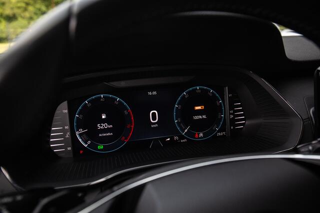 Skoda OCTAVIA Combi 1.0 e-TSI Business Edition Schakelflippers, Virtual cockpit, Cruise control, Navigatie, Elektrische achterklep