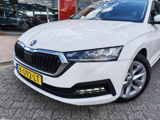 Skoda OCTAVIA 1.0 TSI Business Edition | Trekhaak | Stoelverwarming | Android