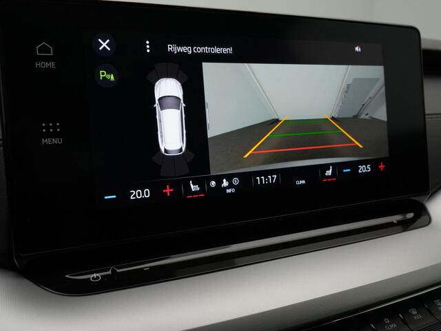 Skoda OCTAVIA 1.5 e-TSI 150 pk DSG Clever | Panoramadak | Full LED Matrix koplampen | Achteruitrijcamera | Stoel-/achterbankverwarming | Adaptive Cruise | 17 inch
