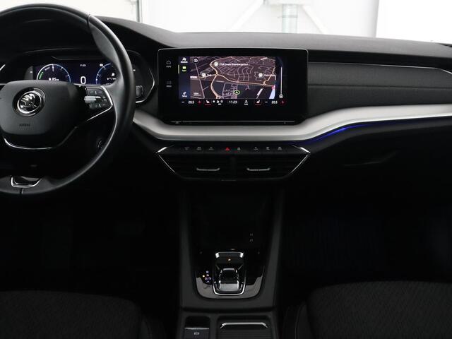 Skoda OCTAVIA 1.4 TSI iV PHEV Business Edition | Trekhaak | Stoel & stuurverwarming | Head-Up | Adaptive cruise | Memory | Parkeerhulp | Digital Cockpit | Achterbankverwarming | Carplay | Plug In