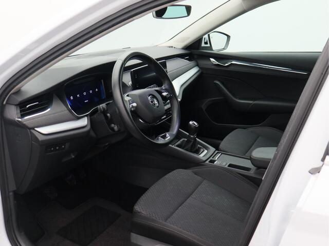 Skoda OCTAVIA Combi 1.0 TSI Business Edition Plus/ trekhaak/ zeer mooi!