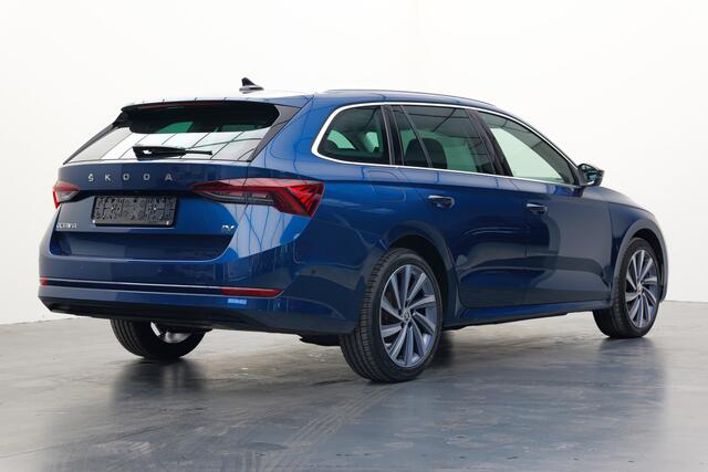 Skoda OCTAVIA 1.4 TSI iV PHEV Style | Trekgewicht! | Pano | 18" | Adaptief chassis