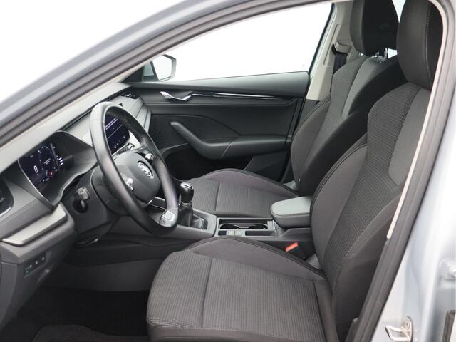 Skoda OCTAVIA Combi 1.0 TSI Business Edition/ zeer mooi!