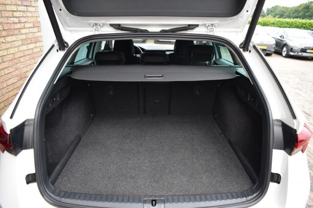 Skoda OCTAVIA 1.4 TSI IV Business ED. ACC, Lane, Apple Carplay