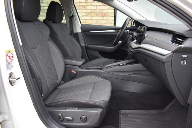 Skoda OCTAVIA 1.4 TSI IV Business ED. ACC, Lane, Apple Carplay