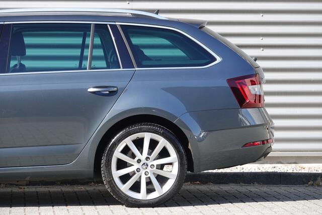 Skoda OCTAVIA Combi 1.0 TSI Greentech Style Business | Digitale Cockpit | Leder | Carplay | LED | Stoelverwarming | Camera |