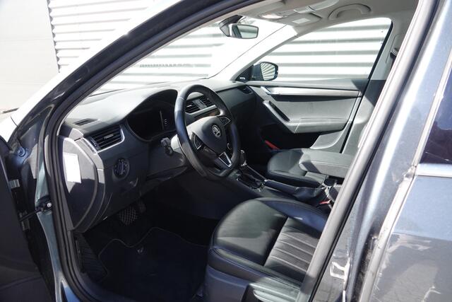 Skoda OCTAVIA Combi 1.0 TSI Greentech Style Business | Digitale Cockpit | Leder | Carplay | LED | Stoelverwarming | Camera |