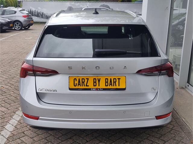 Skoda OCTAVIA Combi 1.4 TSI iV PHEV BUSINESS EDITION SmartLink | Lane Assist | Stoelverwarming