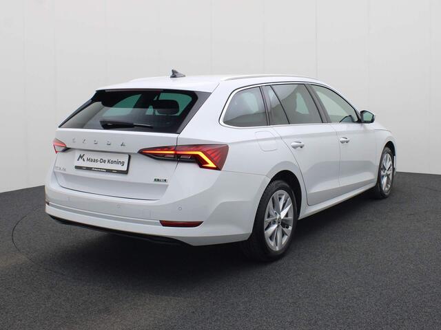 Skoda OCTAVIA Combi 1.0 TSI 110PK Business Edition Plus DSG automaat · Navigatie · Parkeersensoren · Stoelverwarming · Garantie tot november 2027 of 100000km