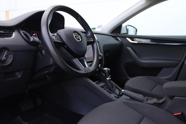 Skoda OCTAVIA Combi 1.4 TSI Greentech Style Business