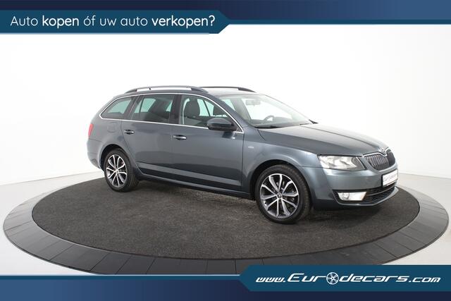 Skoda OCTAVIA 2.0 TDI Elegance *DSG*Navi*Trekhaak*Stoelverwarming*