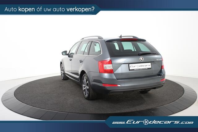 Skoda OCTAVIA 2.0 TDI Elegance *DSG*Navi*Trekhaak*Stoelverwarming*