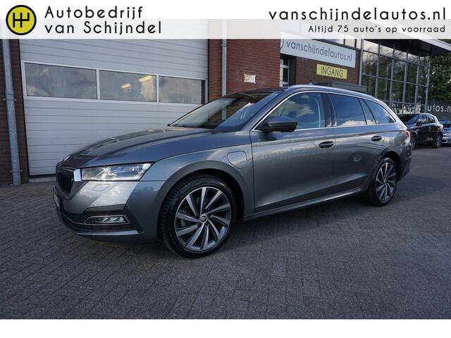 Skoda OCTAVIA Combi 1.4 TSI iV PHEV STYLE LUXE KEURIGE NETTE STAAT! CAMERA DIGITALE COCKPIT STOEL+STUURVERWARMING ADAPTIEVE CRUISE ANDROID/APPLECARPLAY NAVI ELECTR.KLEP 1/2LEDER FULL LED KEYLESS ENZ...