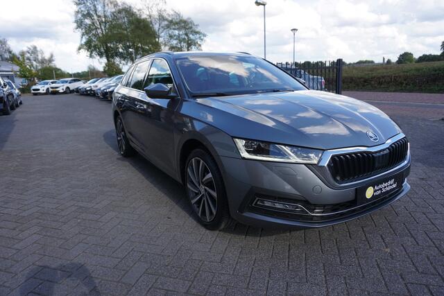 Skoda OCTAVIA Combi 1.4 TSI iV PHEV STYLE LUXE KEURIGE NETTE STAAT! CAMERA DIGITALE COCKPIT STOEL+STUURVERWARMING ADAPTIEVE CRUISE ANDROID/APPLECARPLAY NAVI ELECTR.KLEP 1/2LEDER FULL LED KEYLESS ENZ...