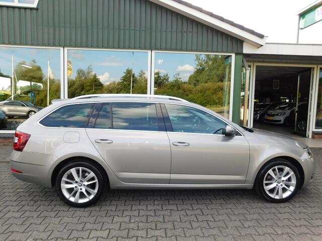 Skoda OCTAVIA 1.0TSI 116PK DSG STYLE!! All-in Prijs! Trekhaak!