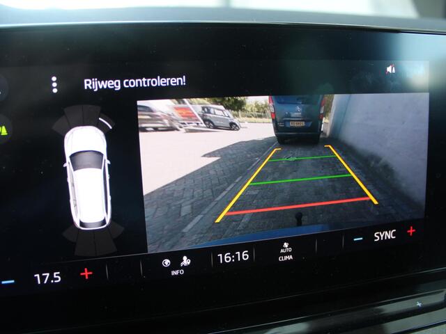 Skoda OCTAVIA Combi 1.0 TSI Business Edition | TREKHAAK | NAVIGATIE | ACHTERUITRIJCAMERA |