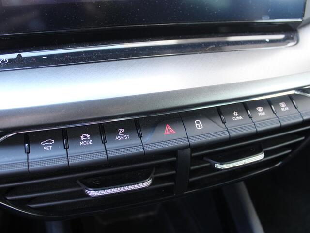 Skoda OCTAVIA Combi 1.0 TSI Business Edition | TREKHAAK | NAVIGATIE | ACHTERUITRIJCAMERA |
