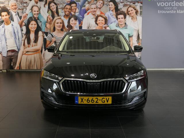 Skoda OCTAVIA Combi 1.0 e-TSI Business Edition Plus - Navi, stoelverwarming, adaptive cruise, apple carplay / android auto