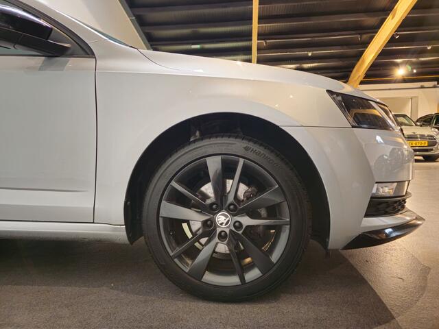 Skoda OCTAVIA Combi 1.5 TSI Greentech Sport Business - Apple Carplay/Android Auto - Navi