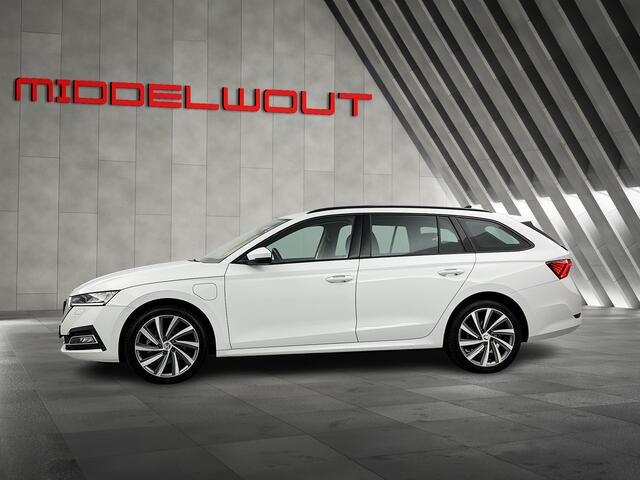 Skoda OCTAVIA Combi 1.4 TSI PHEV Business Plus Pano-dak/Memory/Canton-Audio