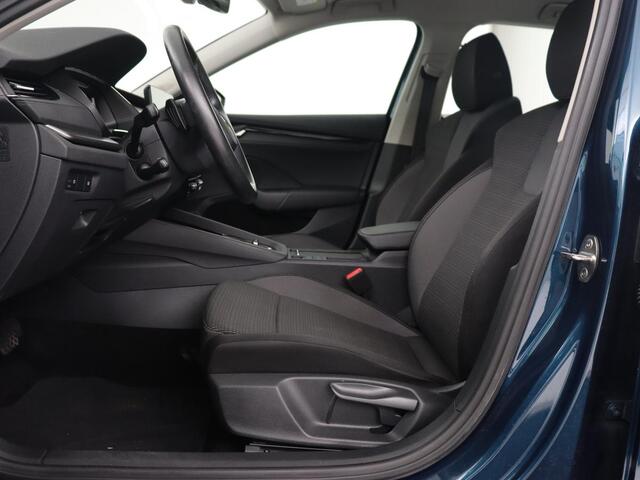 Skoda OCTAVIA Combi 1.4 TSI iV PHEV Business Edition Plus | Stoel & stuurverwarming | Adaptive cruise | Carplay | Navigatie | DAB | Lane assist | LED