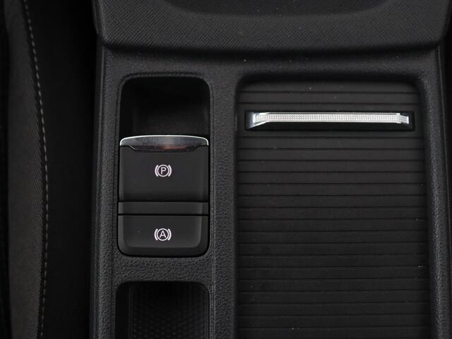 Skoda OCTAVIA Combi 1.4 TSI iV PHEV Business Edition Plus | Stoel & stuurverwarming | Adaptive cruise | Carplay | Navigatie | DAB | Lane assist | LED