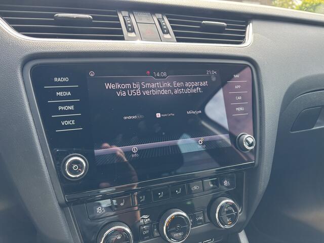 Skoda OCTAVIA Combi 1.0 TSI Greentech Ambition Business Carplay / Navigatie / Stoelverwarming