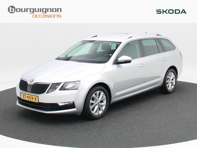 Skoda OCTAVIA Combi 1.0 TSi 115 Pk Automaat Ambition Business | Cruise Control | Navigatiesysteem | Carplay | Climate Control | Sensoren | Privacy Glass | 16 Inch | 51.265 Km