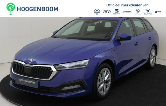 Skoda OCTAVIA Combi 1.4 TSI iV PHEV Business Edition | Keyless | Parkeersensoren | Navigatie | Cruise control | Elektrisch inklapbare buitenspiegels | Draadloze telefoonlader | CarPlay |