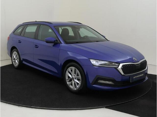 Skoda OCTAVIA Combi 1.4 TSI iV PHEV Business Edition | Keyless | Parkeersensoren | Navigatie | Cruise control | Elektrisch inklapbare buitenspiegels | Draadloze telefoonlader | CarPlay |