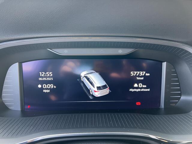 Skoda OCTAVIA Combi 1.4 TSI iV PHEV Business Edition Plus | Achteruitrijcamera | Elektrisch bedienbare achterklep | Navigatie |