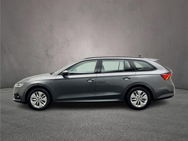 Skoda OCTAVIA Combi Business Edition 1.0 TSI 110pk Cruise control, Navigatie, Parkeersensoren, Elektrische achterklep, App connect, LED koplampen, Airco, DAB, Radio, Bluetooth