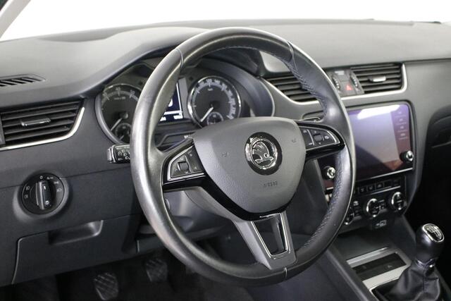 Skoda OCTAVIA Combi 1.0 TSI Greentech Business Edition Clima | Carplay | Bluetooth | Navi | Cruise.
