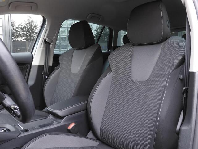 Skoda OCTAVIA Combi 1.4TSi PHEV BUSINESS ED/ ADAPTIVE CRUISE/ SFEERVERLICHTING/ ELEKT. KLEP/ PDC V+A