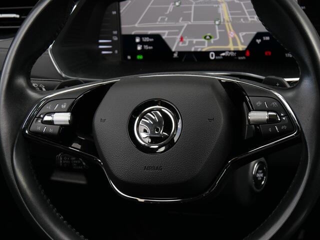 Skoda OCTAVIA Combi 1.4TSi PHEV BUSINESS ED/ ADAPTIVE CRUISE/ SFEERVERLICHTING/ ELEKT. KLEP/ PDC V+A