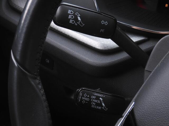 Skoda OCTAVIA Combi 1.4TSi PHEV BUSINESS ED/ ADAPTIVE CRUISE/ SFEERVERLICHTING/ ELEKT. KLEP/ PDC V+A