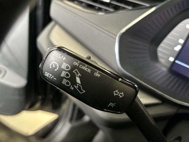 Skoda OCTAVIA Combi 1.0 TSI 110pk Business Edition · Apple/Android Car Play · Navigatie · Elek. Achterklep · P-Sensoren · Cruise Control · 16'' Inch · Garantie t/m 05-09-2027 of 100.000km