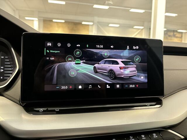 Skoda OCTAVIA Combi 1.5 TSI 115pk DSG MHEV Business Edition Plus · Camera · Apple/Android Car Play · Elek. Trekhaak · Elek. Achterklep · Keyless · 17'' Inch · Garantie t/m 29-09-2028 of 100.000km