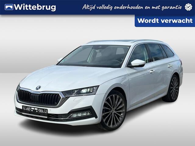 Skoda OCTAVIA Combi 1.4 TSI 204Pk DSG iV PHEV Business Edition Plus / Panoramadak/ Memory Seats Met Massage En Ventilatie / LED Matrix / Head-Up Display / Camera / 19" LMV