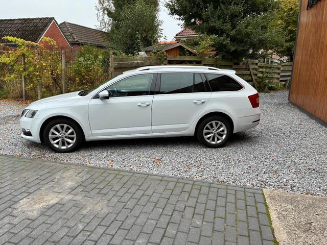 Skoda OCTAVIA 1.0 TSI Greentech Ambition Business