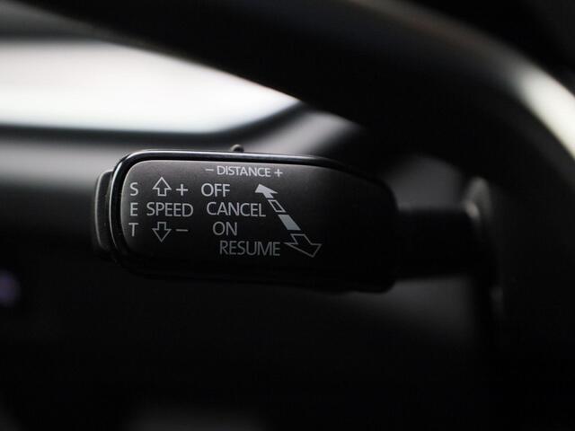 Skoda OCTAVIA Combi 1.5 TSI MHEV 110kW/150PK Selection · Trekhaak · Camera + Parkeersensoren · App connect · Garantie tot januari 2027