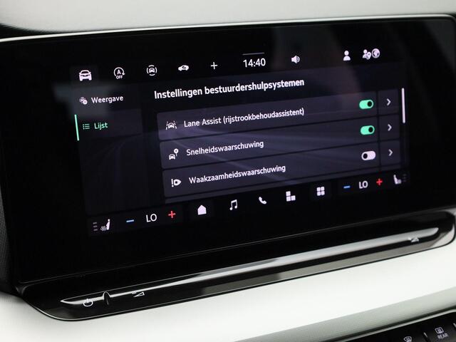 Skoda OCTAVIA Combi 1.5 TSI MHEV 110kW/150PK Selection · Trekhaak · Camera + Parkeersensoren · App connect · Garantie tot januari 2027