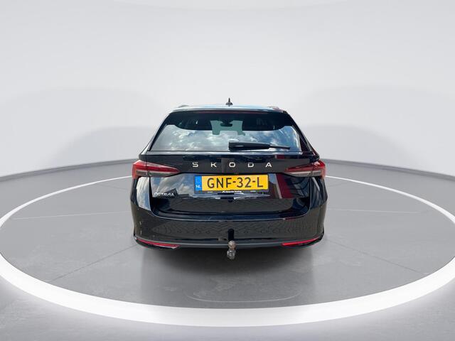 Skoda OCTAVIA Combi 1.5 TSI 115pk DSG MHEV Business Edition Plus · Camera · Inklap. Trekhaak · Keyless · Elek. Achterklep · Apple/Android Car Play · ACC · Garantie t/m 29-09-2028 of 100.000km